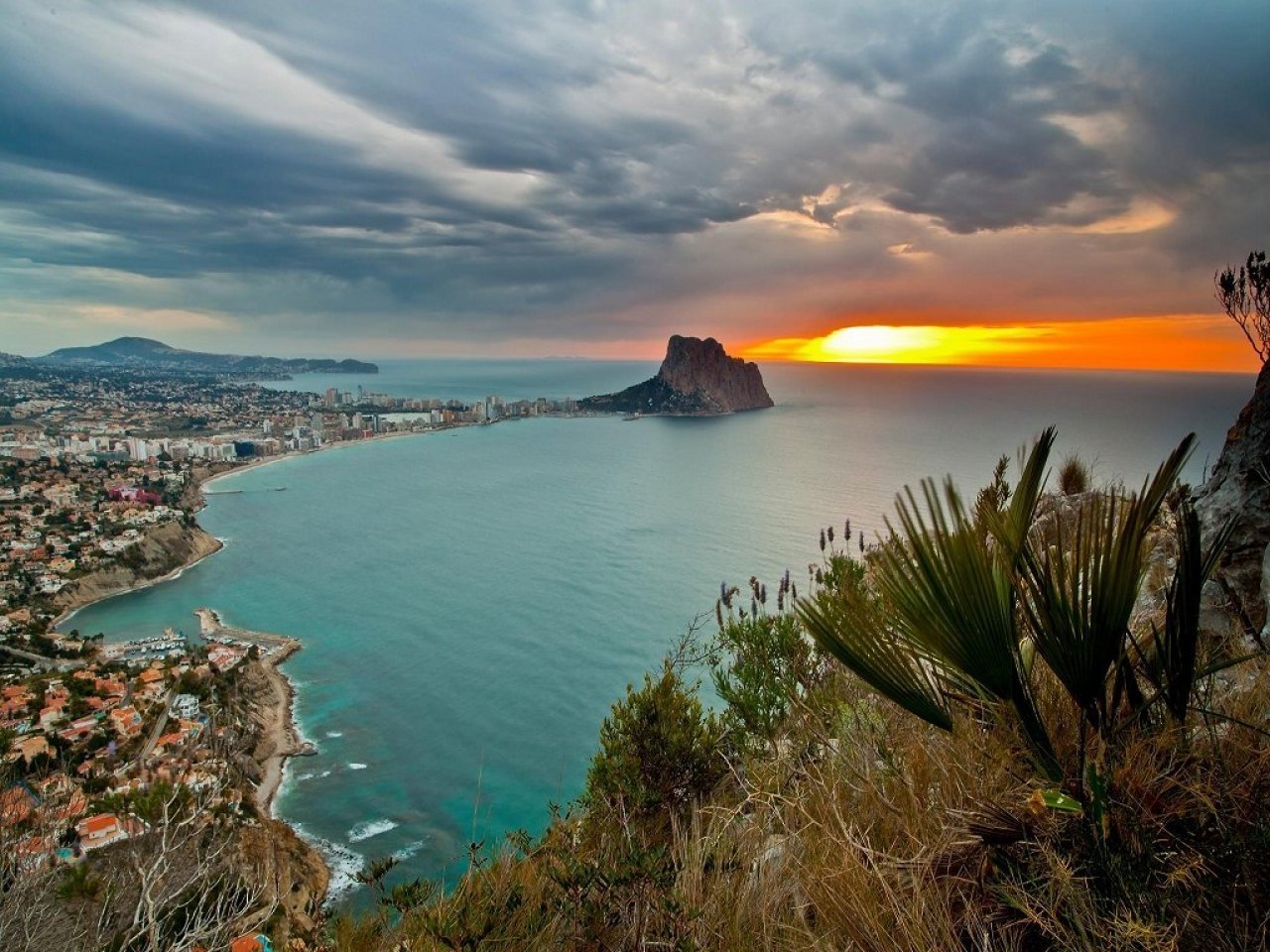 Exklusives Meerblick-Apartment mit Felsenblick: Traumhafte Immobilie in Südspaniens Perle Calpe Exklusives Meerblick-Apartment mit Felsenblick: Traumhafte Immobilie in Südspaniens Perle Calpe