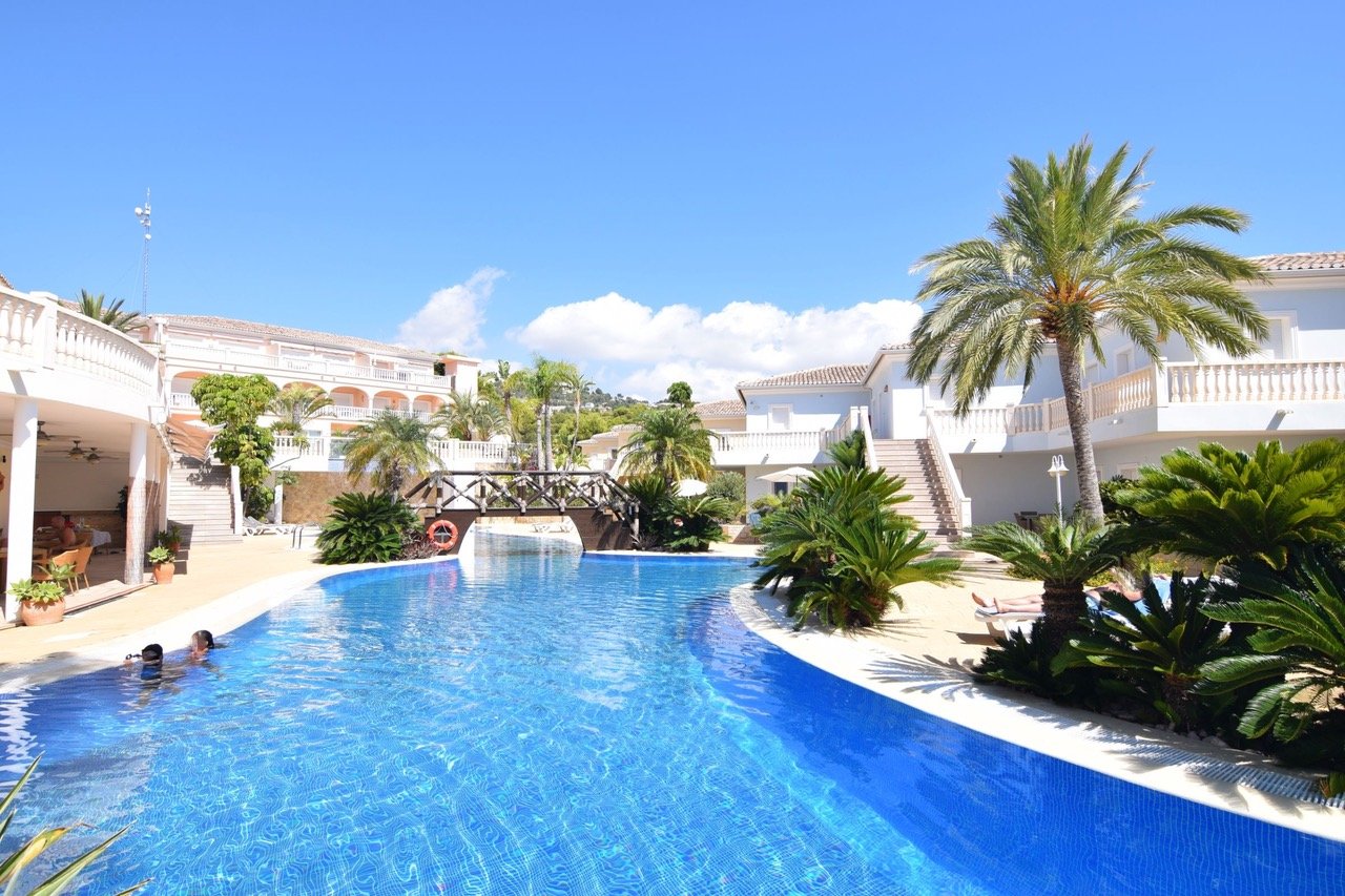 Exklusives Poolparadies mit tropischer Gartenanlage - Ihr Urlaubsdomizil mit mediterranem Charme! Exklusives Poolparadies mit tropischer Gartenanlage - Ihr Urlaubsdomizil mit mediterranem Charme!
