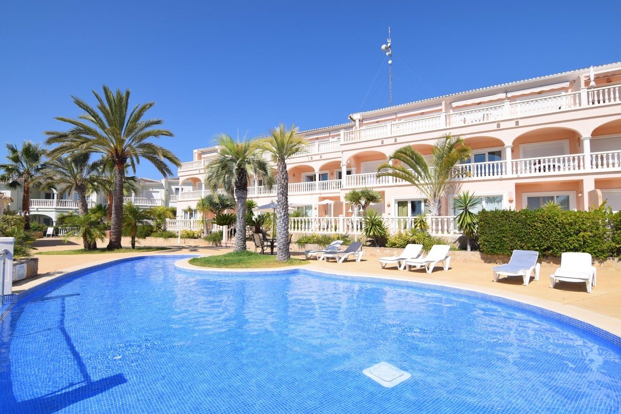Exklusive Poolanlage mit Meerblick - Ihr Traumdomizil in mediterraner Architektur! Exklusive Poolanlage mit Meerblick - Ihr Traumdomizil in mediterraner Architektur!