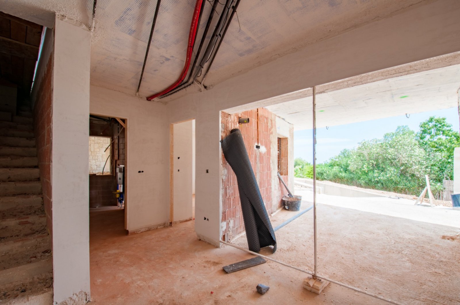 Rohbau mit Potenzial: Lichtdurchflutete Räume und moderne Raumaufteilung erwarten Ihren individuellen Ausbau! Rohbau mit Potenzial: Lichtdurchflutete Räume und moderne Raumaufteilung erwarten Ihren individuellen Ausbau!