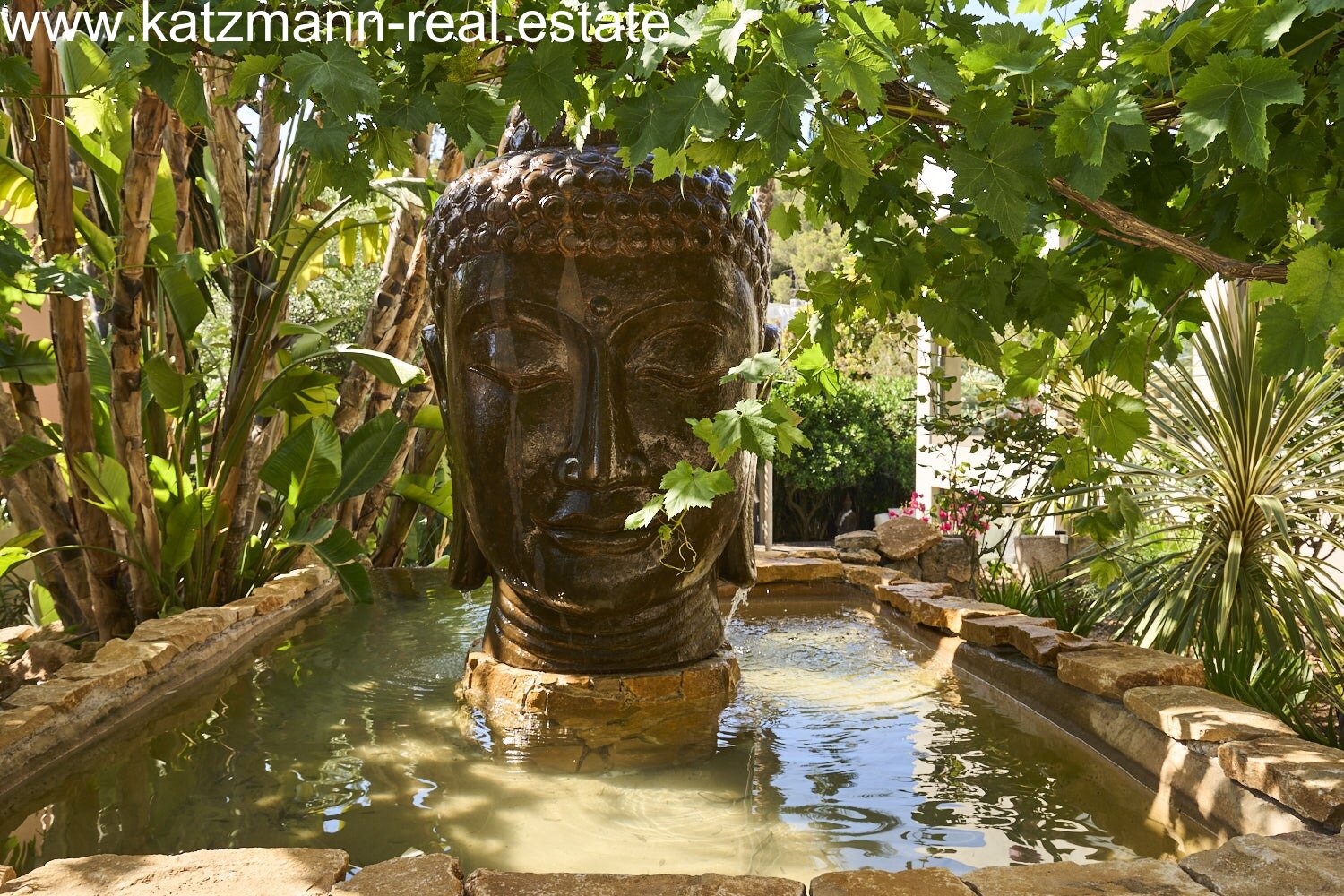 Yin Yang – Villa in Can Furnet