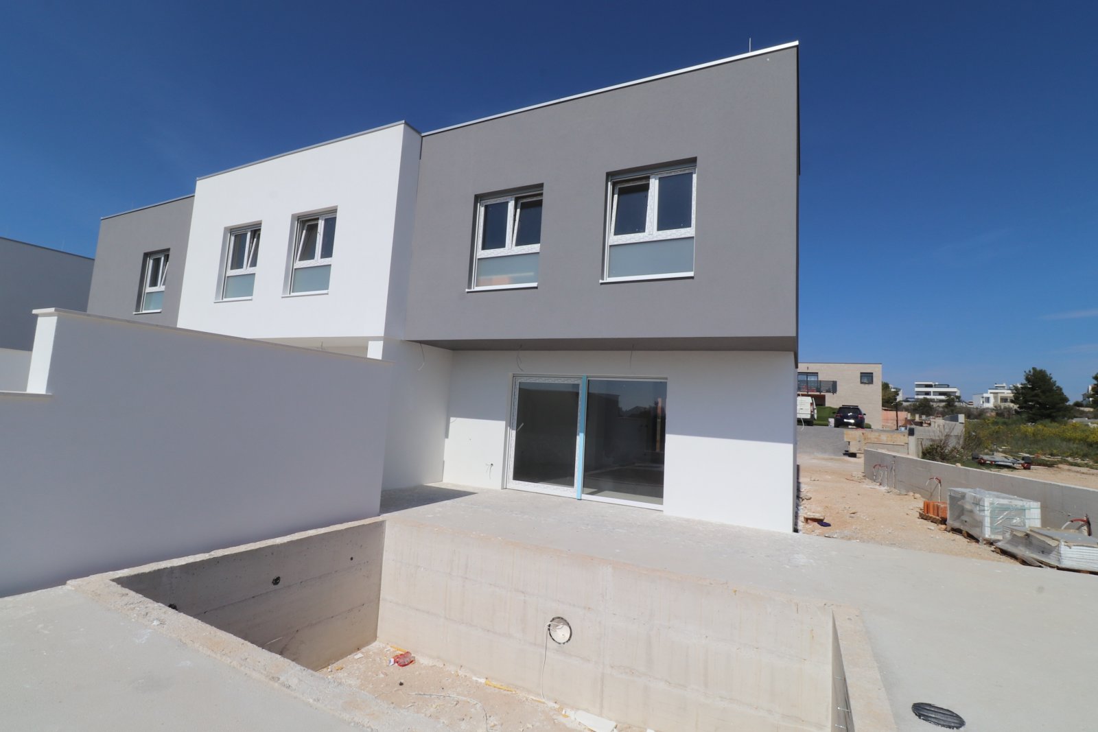 280990 - Villa in Vodice