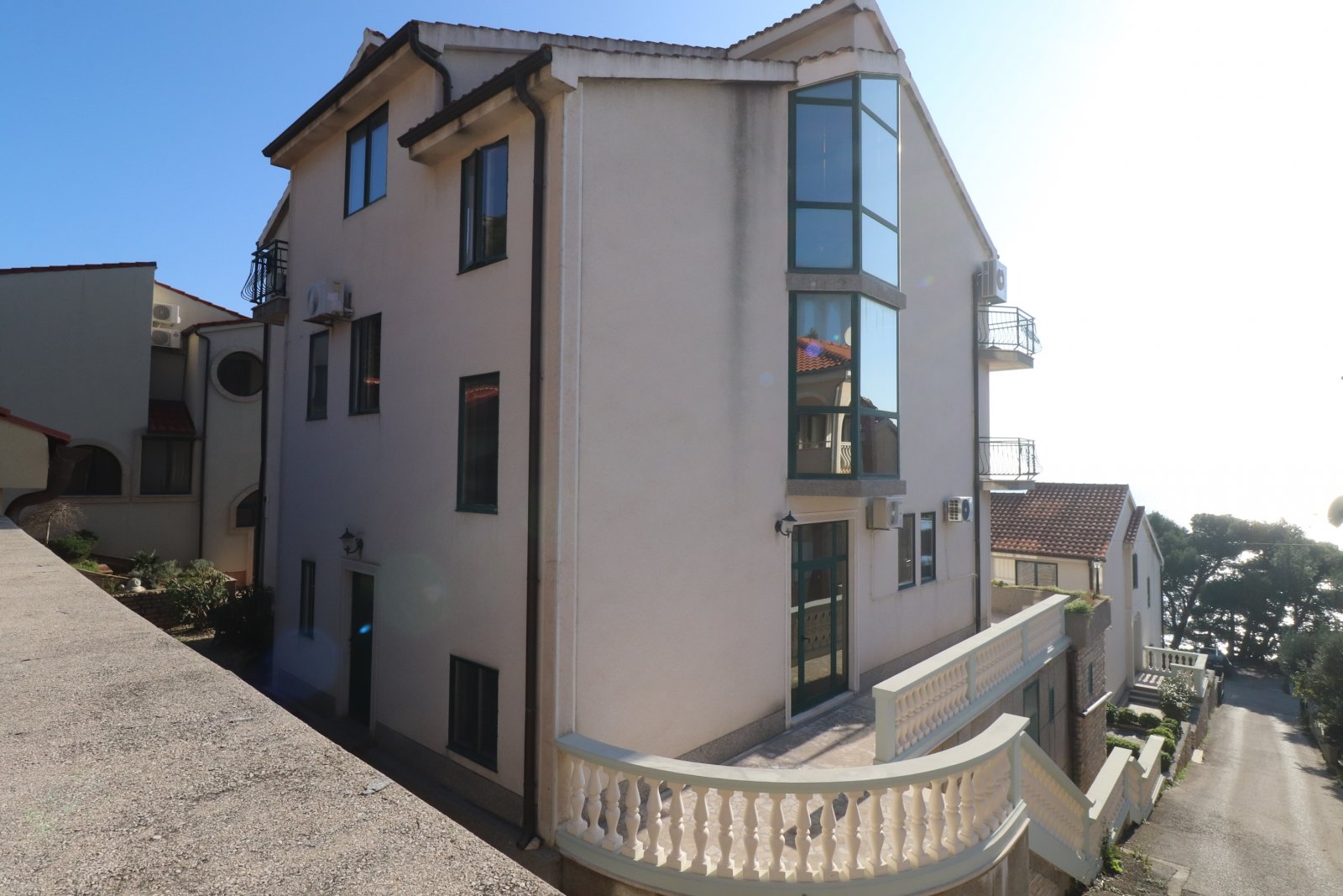 304155 - Villa in Murter