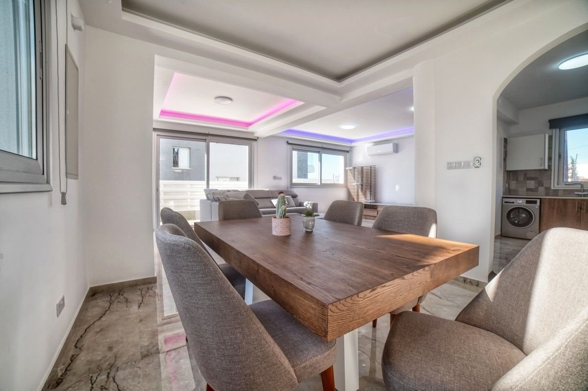 International Villas available Villa 2This project consists of 5 Large Luxury Villas just a few meters from the International school located in Ana...