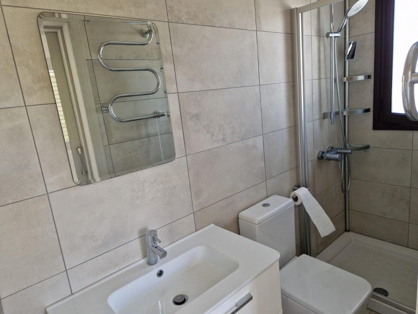 2 Storey 3 Bedrooms 3 bathtoom beautiful Villa with private swimming pool  7x3,5, fully furnished and equipped, heated floors, barbeque ares, giver...