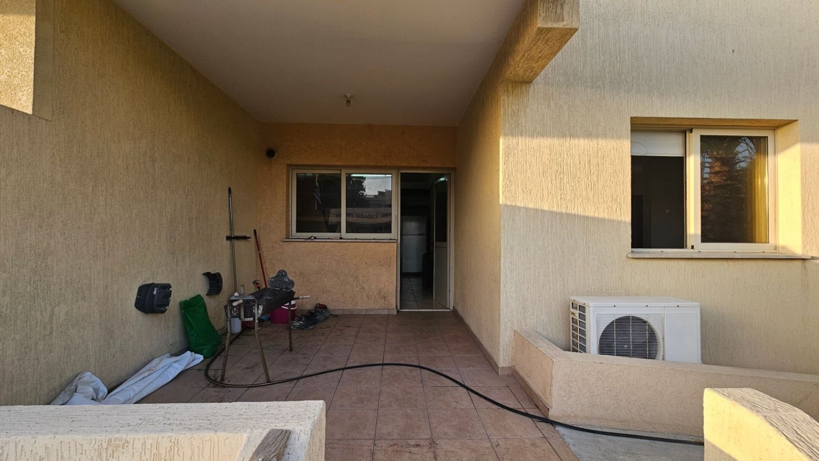 For sale is a charming townhouse located in the heart of Geroskipou, featuring 137 m2 of internal space. Built in 2008, this resale property offers a 