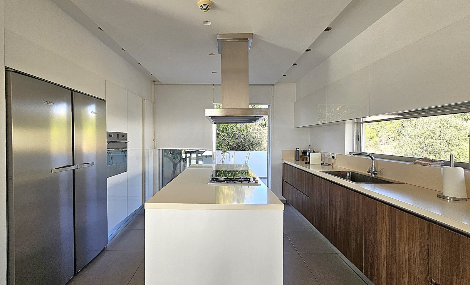 Modern 5-Bedroom Villa for Sale in Konia, Paphos – Ideal Investment in CyprusDiscover this exceptional villa for sale in Konia, Paphos, offering th...