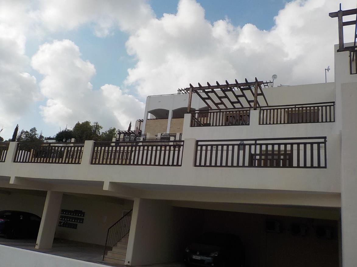For sale is a resale apartment offering a generous 50 m² of internal space. This well-planned home features one comfortable bedroom and one bathroom,