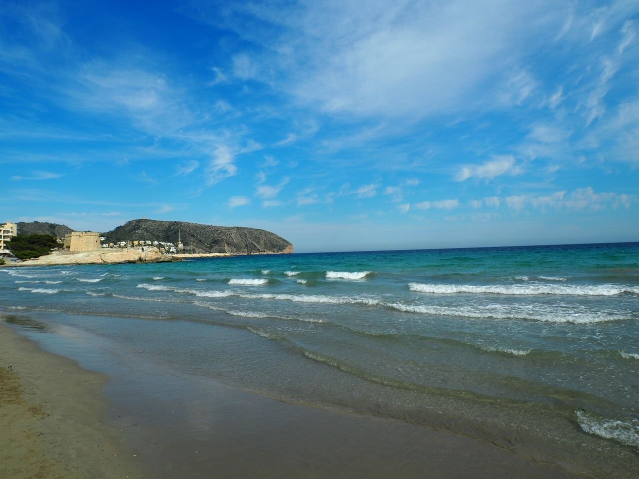 Dreamlike seafront property with panoramic view - Unique building land directly on the coast with an unobstructed view! Dreamlike seafront property with panoramic view - Unique building land directly on the coast with an unobstructed view!