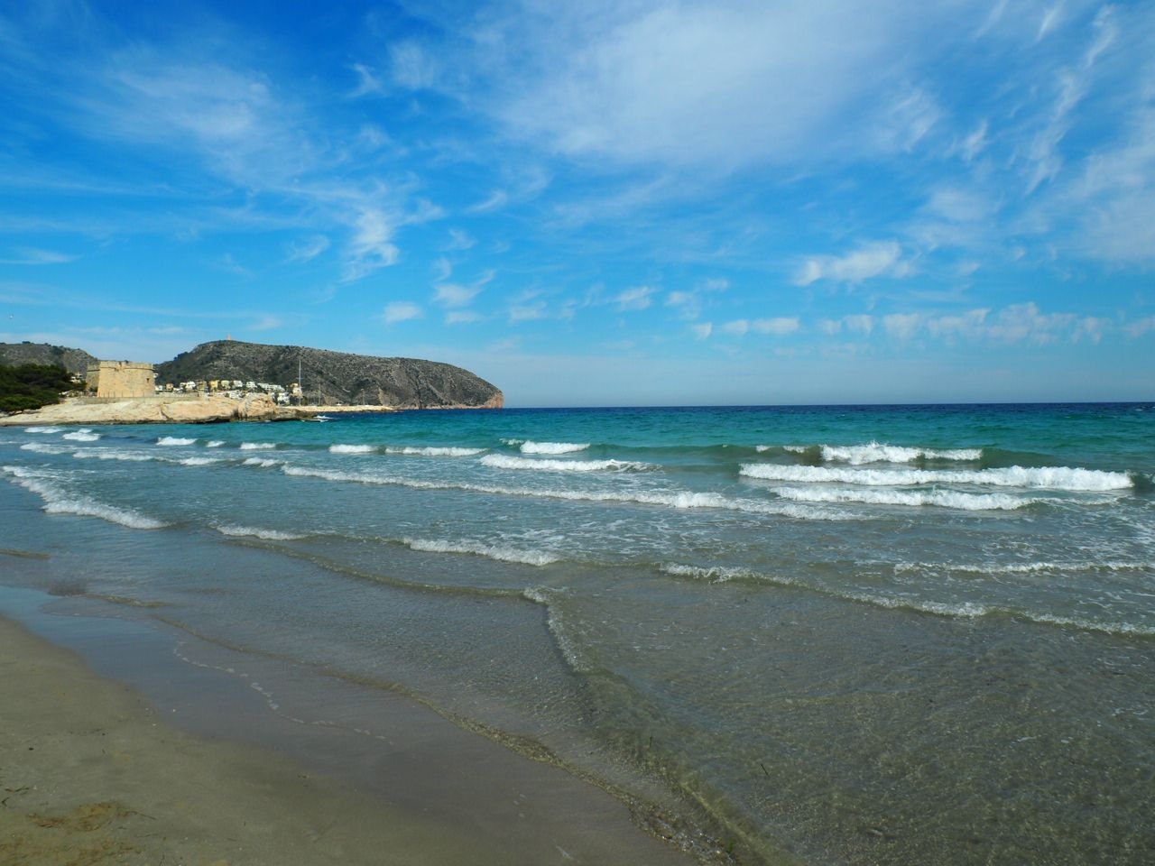 Dreamy Mediterranean bay with a historic coastal watchtower and gentle waves - your new home with panoramic views! Dreamy Mediterranean bay with a historic coastal watchtower and gentle waves - your new home with panoramic views!