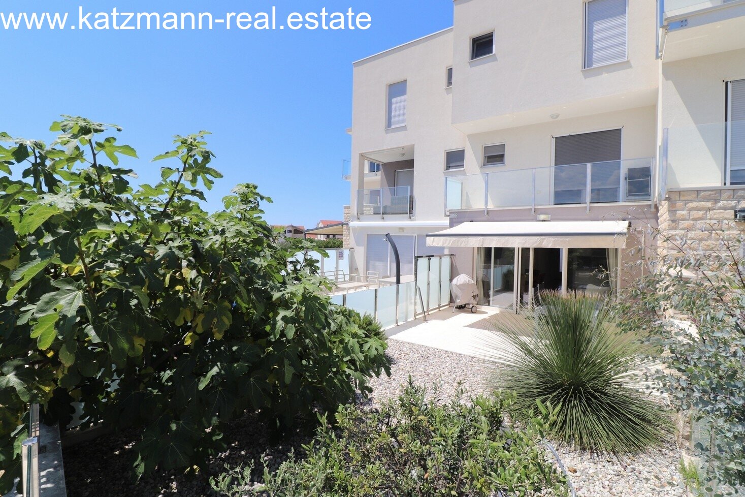 Maisonette-Wohnung mit Garten und Meerblick - Tribunj