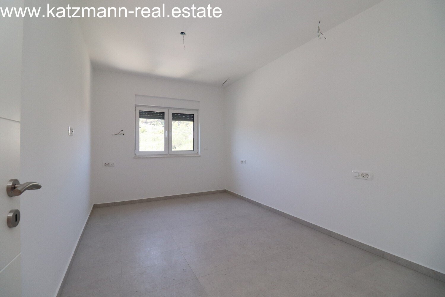 Neubau-Wohnung in erster Meereslage mit Panoramablick - Betina, Tisno