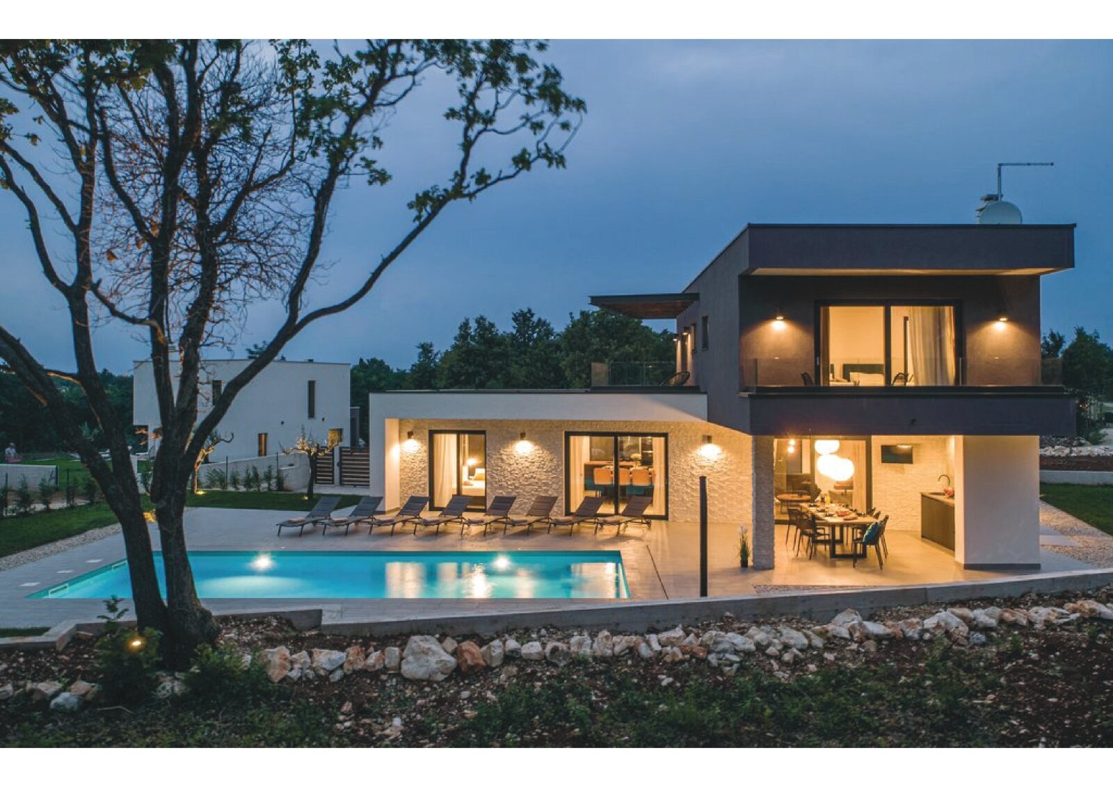 Mediterranes Flair trifft modernen Luxus – Exklusives 3-Schlafzimmer-Haus mit großem Pool in Pula