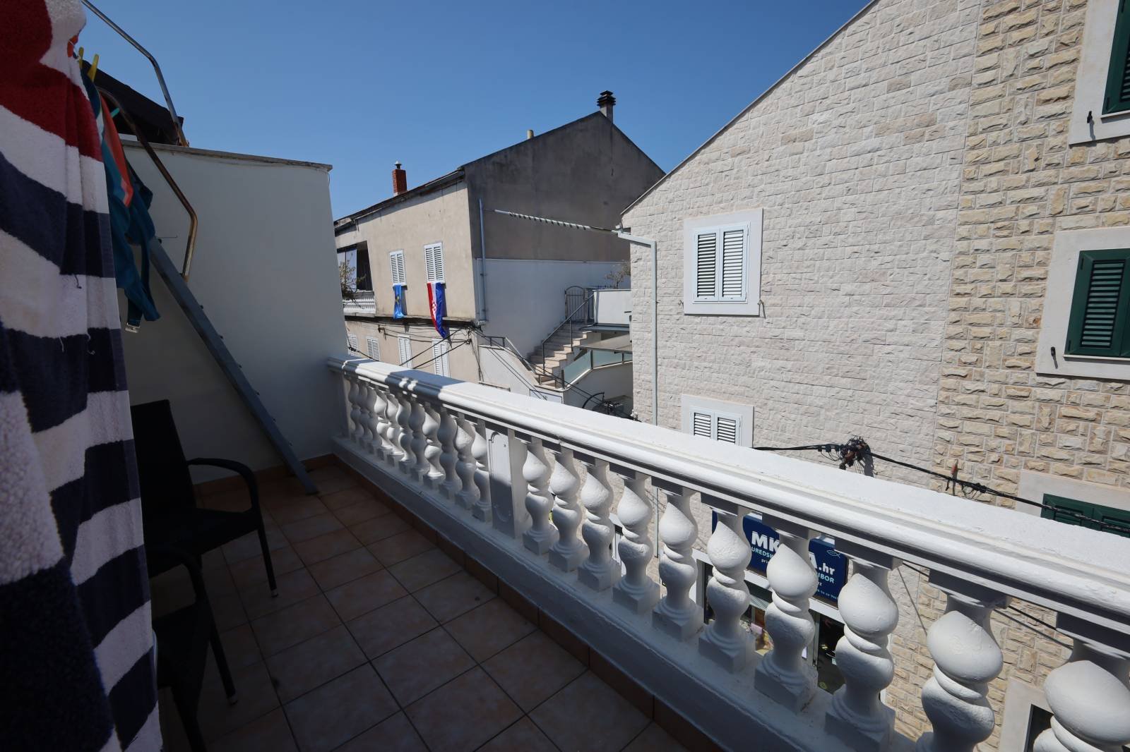 648424 - Villa in Vodice