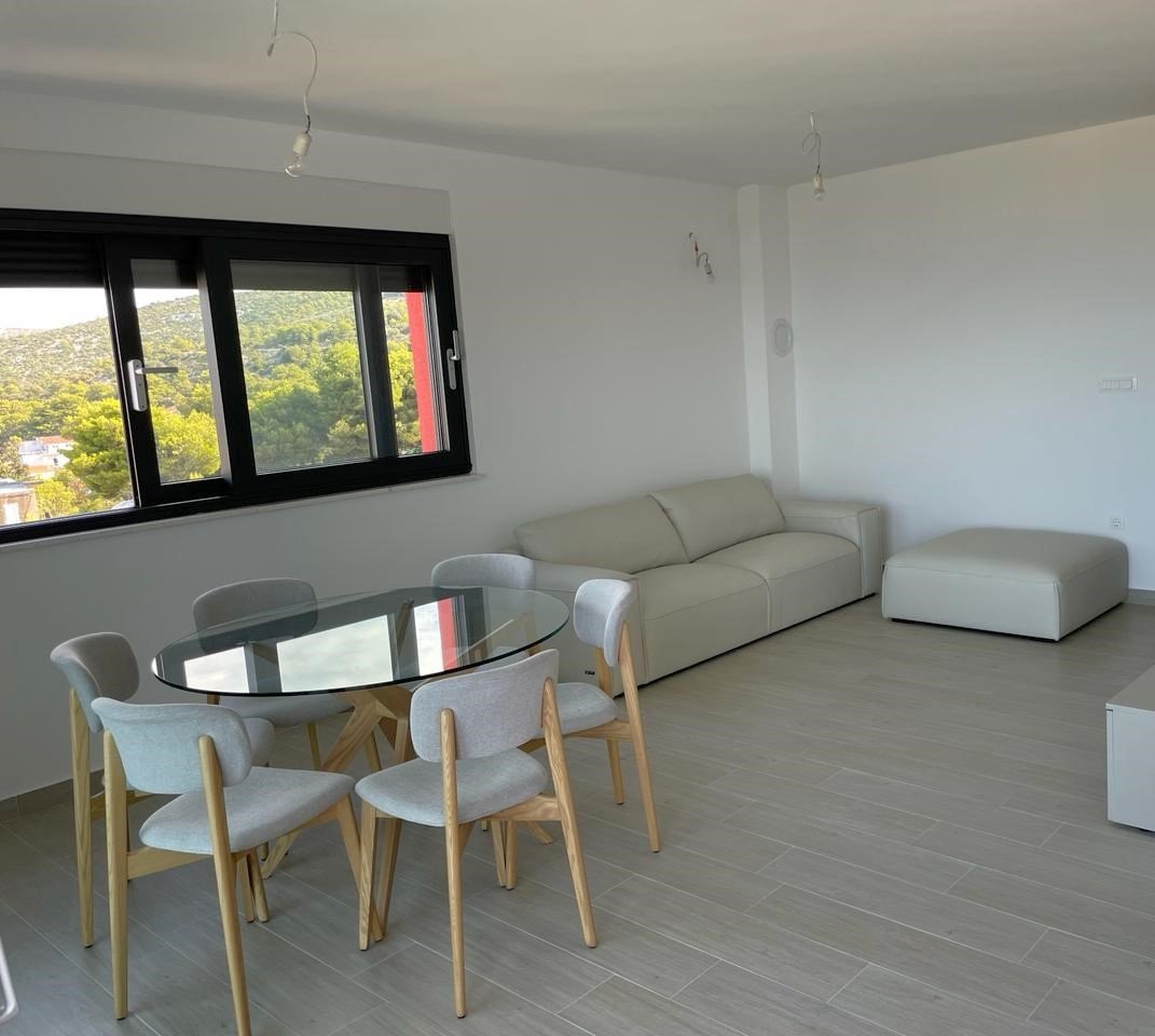 275004 - Wohnung in Primošten