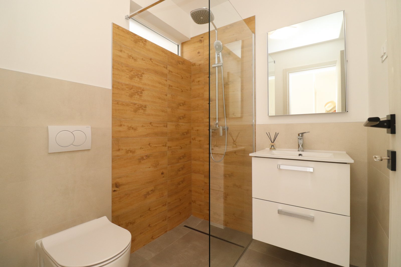 274491 - Villa in Tisno