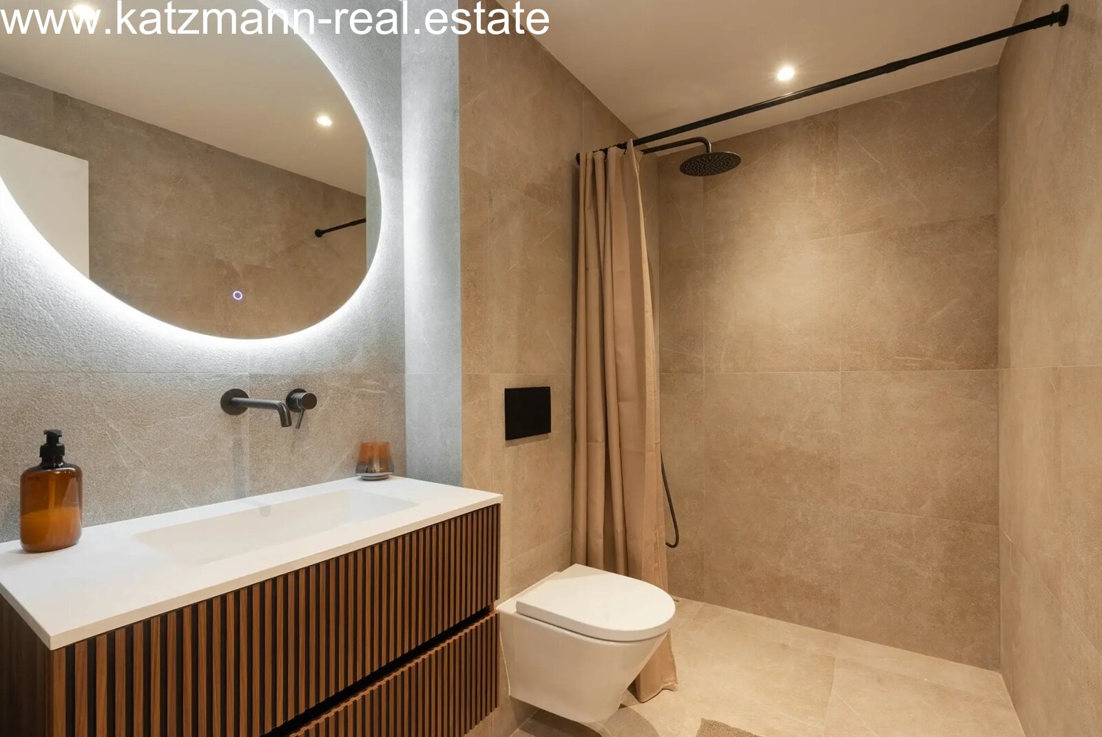 Modernes Wohnen in Foners – Elegante 3-Zimmer Eigentumswohnung mit Komfort und Stil