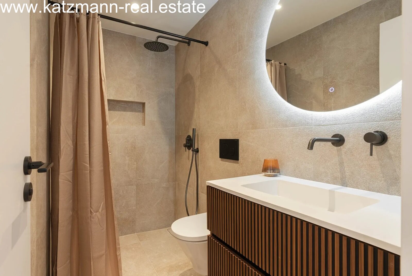 Modernes Wohnen in Foners – Elegante 3-Zimmer Eigentumswohnung mit Komfort und Stil
