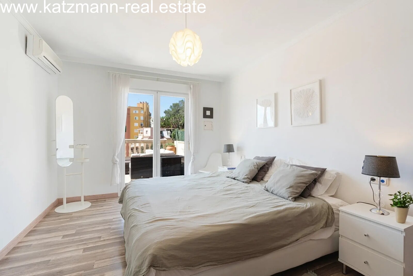 Exklusives Wohnen mit Meerblick – Moderne 4-Zimmer Eigentumswohnung in Cala Major & San Agustin