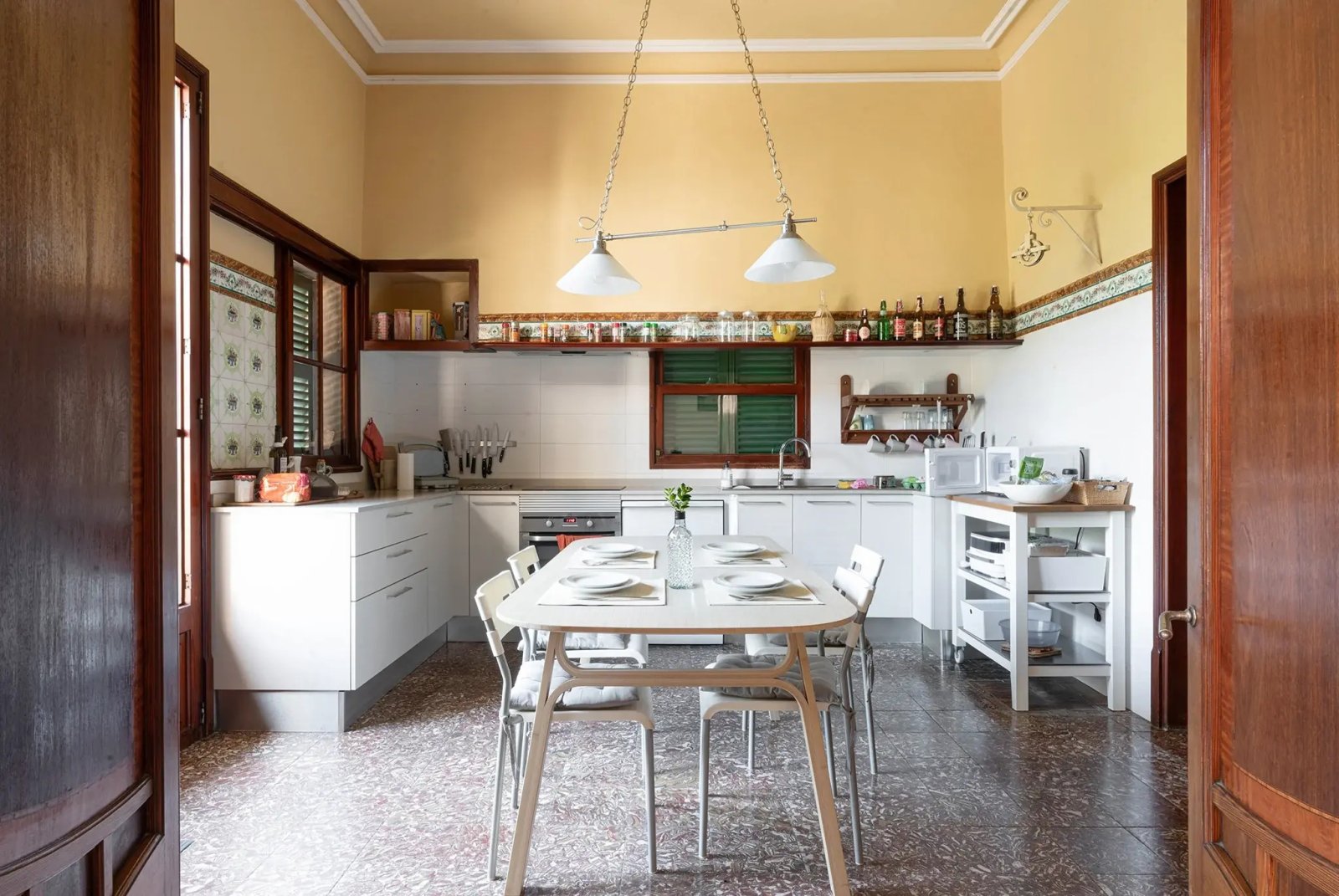 Modernes Wohnen in Palma – Elegante 5-Zimmer Eigentumswohnung mit nachhaltiger Solarheizung
