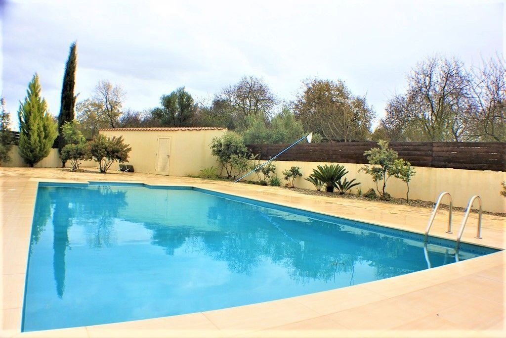For Sale large private villa in Polemi village of Paphos in a private beautiful green area at the outskirts of the Village.
Private big swimming pool