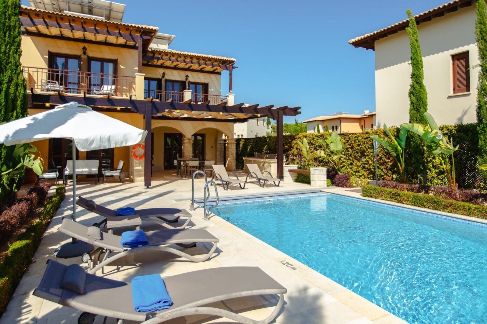 Villa for sale in Aphrodite Hills Koukila in Paphos
Beautiful 3 bedroom villa, south-facing site offering fabulous sea views and is just a short strol
