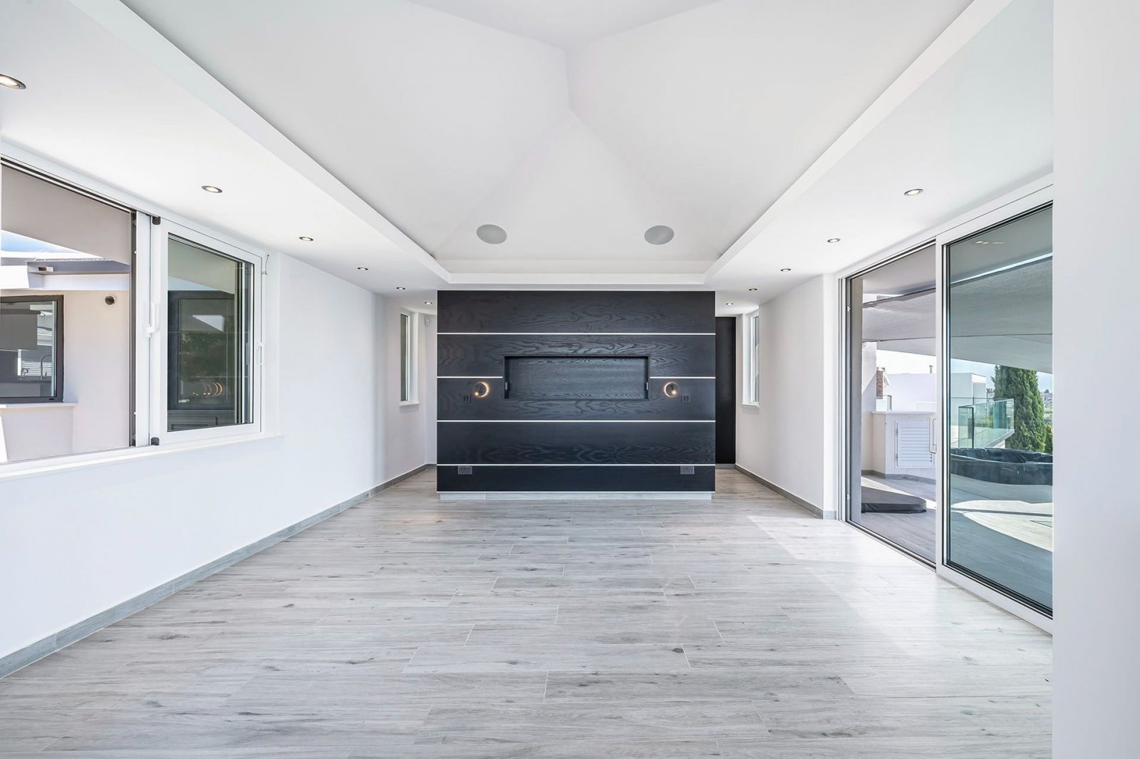 Luxury bungalow for sale in Kissonerga, Paphos. 5 bedrooms, 3 bathrooms, panoramic sea views, jacuzzi, private pool, landscaped gardens, close to Cora