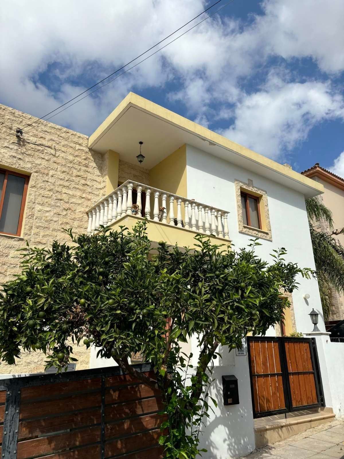 For sale is this charming detached villa located in the tranquil area of Timi. With a generous internal space of 184 m2, this home offers ample room f