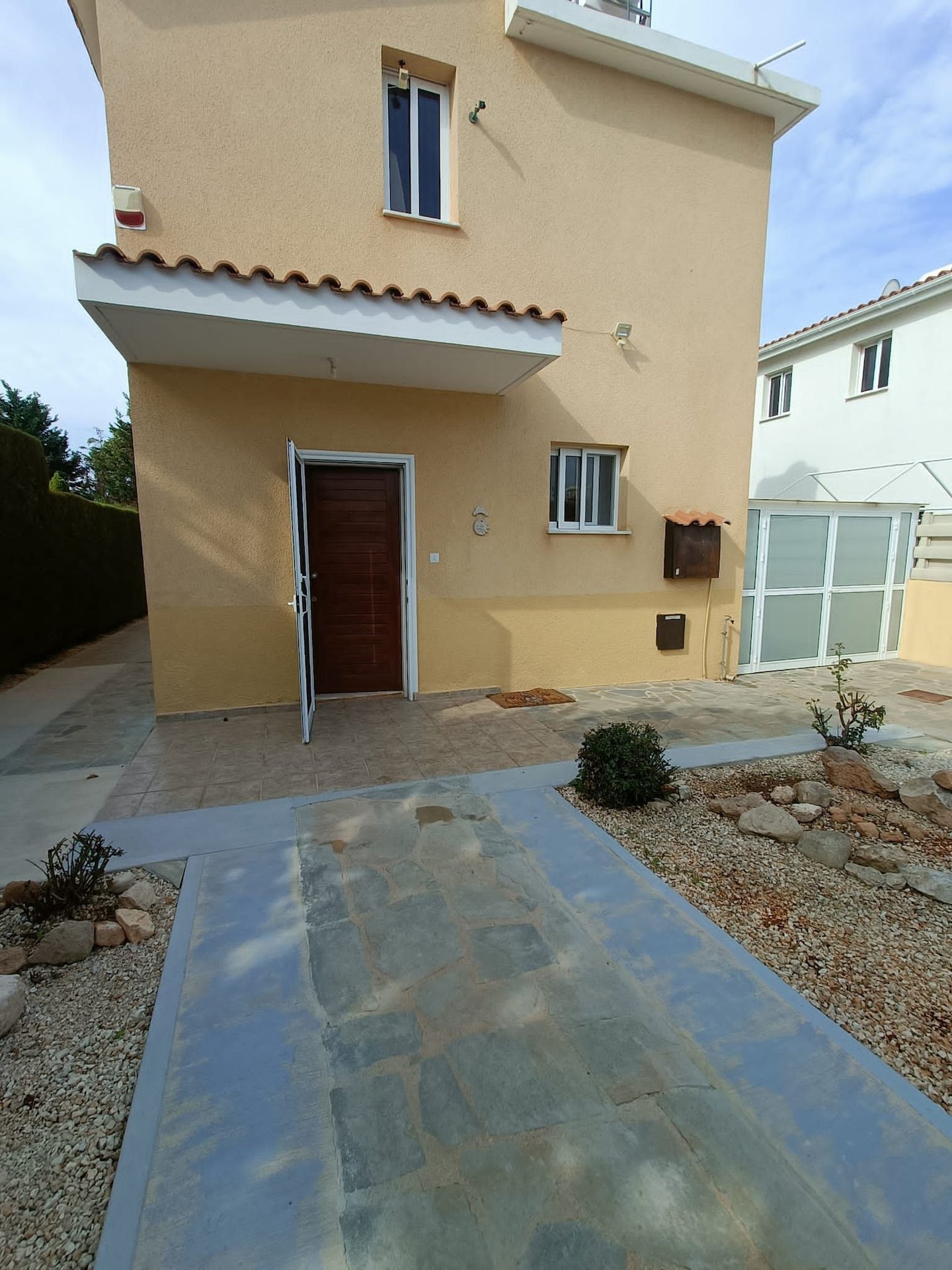 For sale is a charming detached villa set in the desirable area of Pegeia - Agios Georgios. This beautiful property, built in 2005, offers a generous 