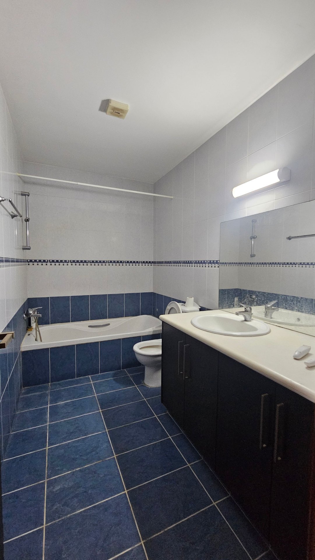 For sale is a charming townhouse located in the heart of Geroskipou, featuring 137 m2 of internal space. Built in 2008, this resale property offers a