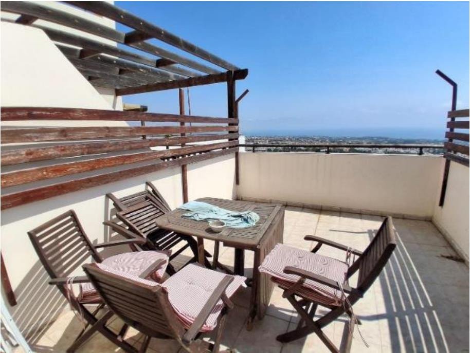 For sale is a resale apartment offering a generous 50 m² of internal space. This well-planned home features one comfortable bedroom and one bathroom,