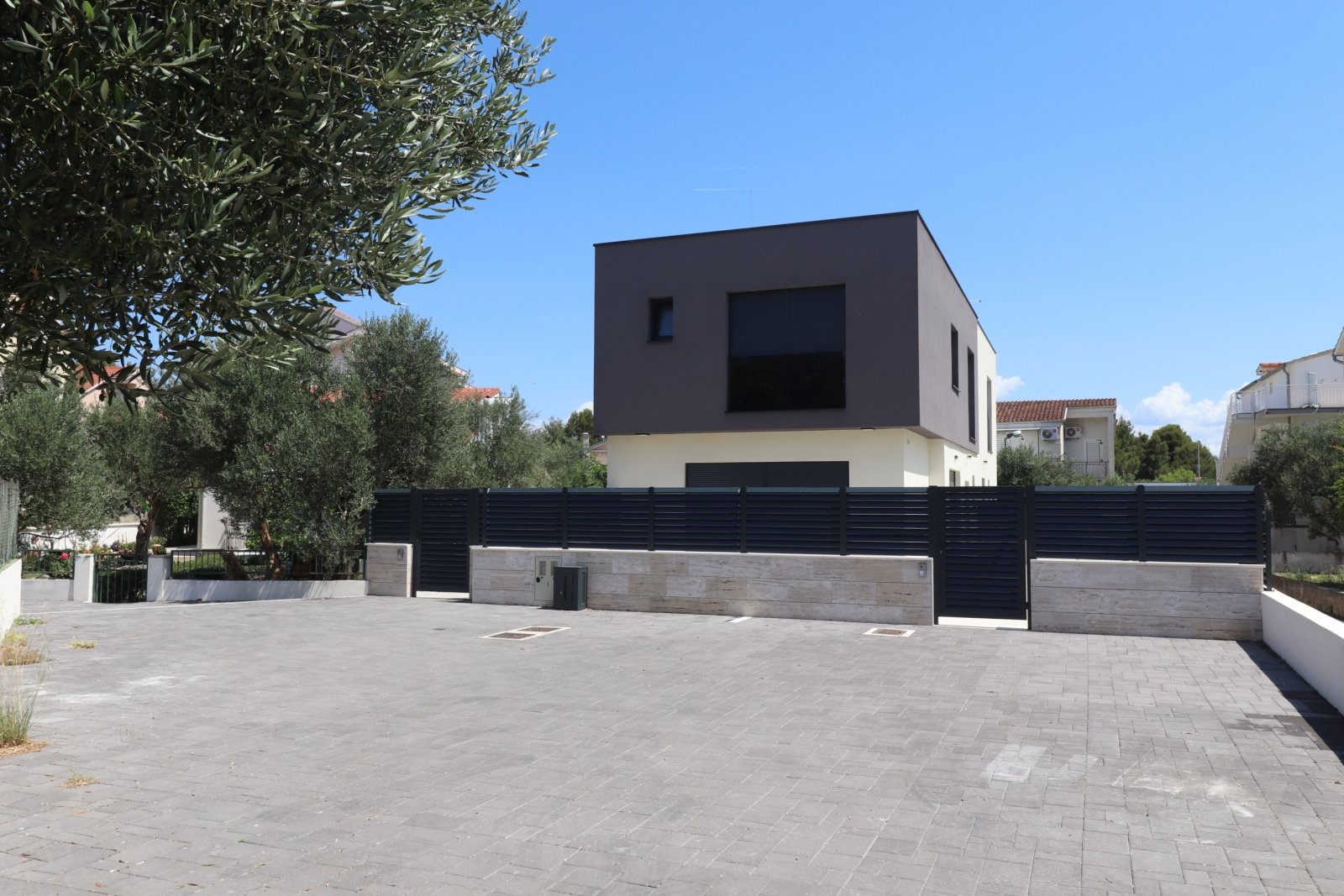 274848 - Villa in Vodice