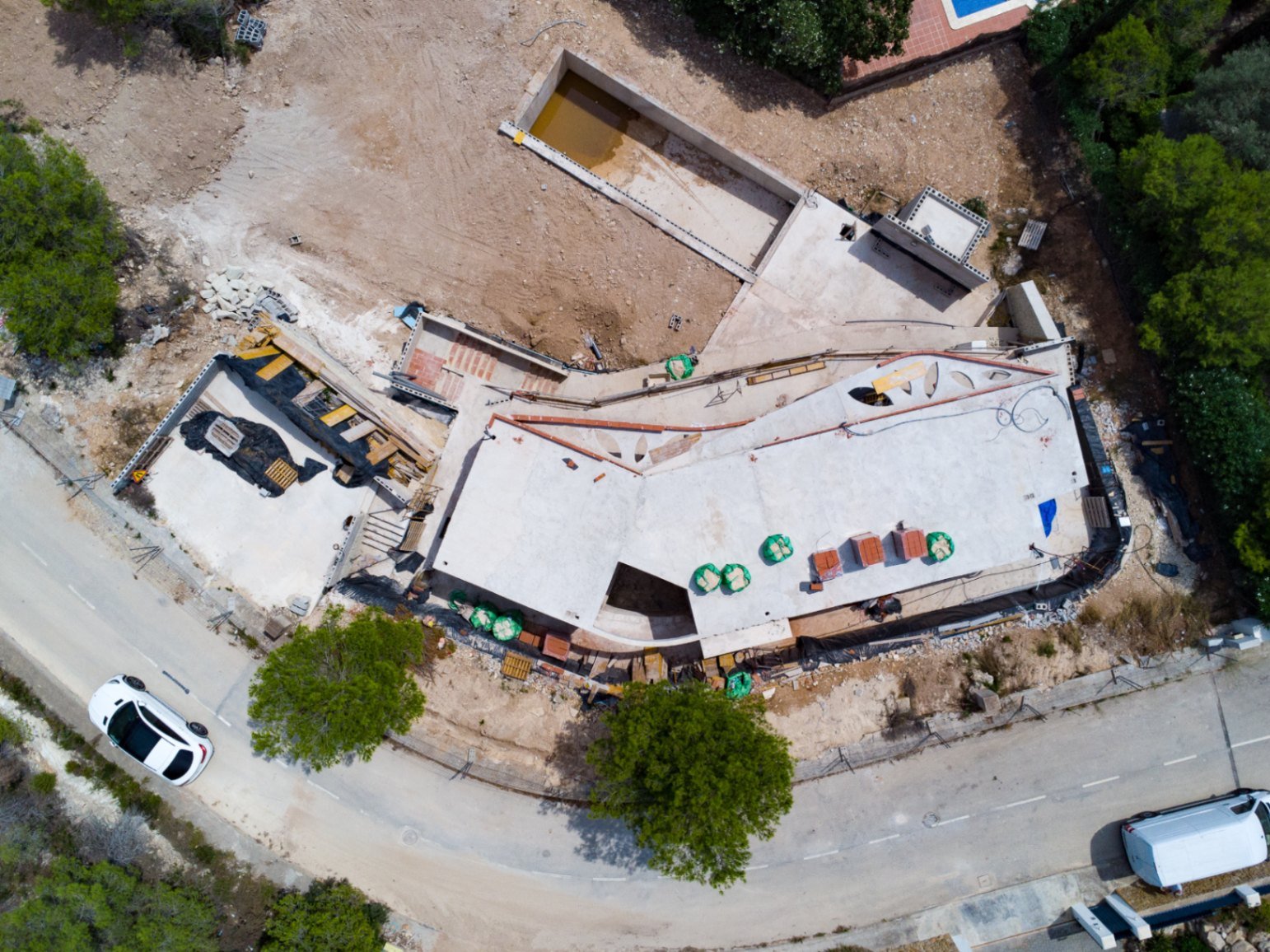 Parcela exclusiva de arquitectura: construcción moderna con forma única del terreno y máximo potencial! Parcela exclusiva de arquitectura: construcción moderna con forma única del terreno y máximo potencial!