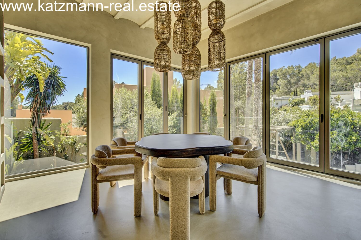 Yin Yang – Villa in Can Furnet