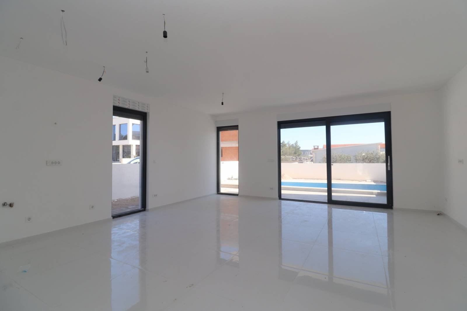 520548 - Villa in Vodice