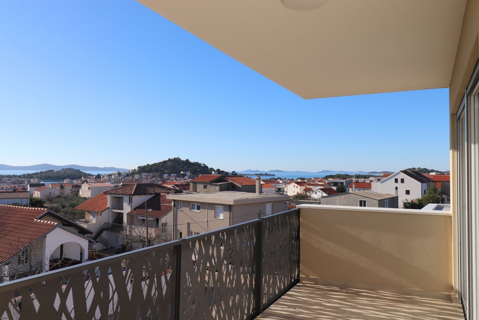 287523 - Wohnung in Tribunj