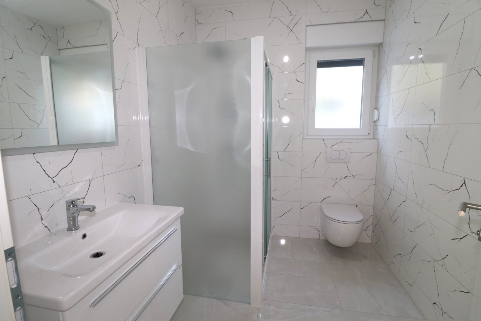 284188 - Villa in Vodice