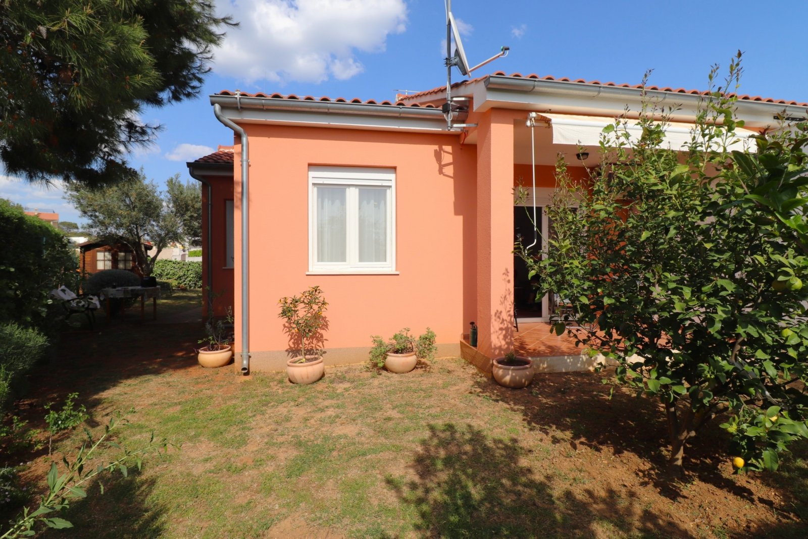 303650 - Villa in Vodice