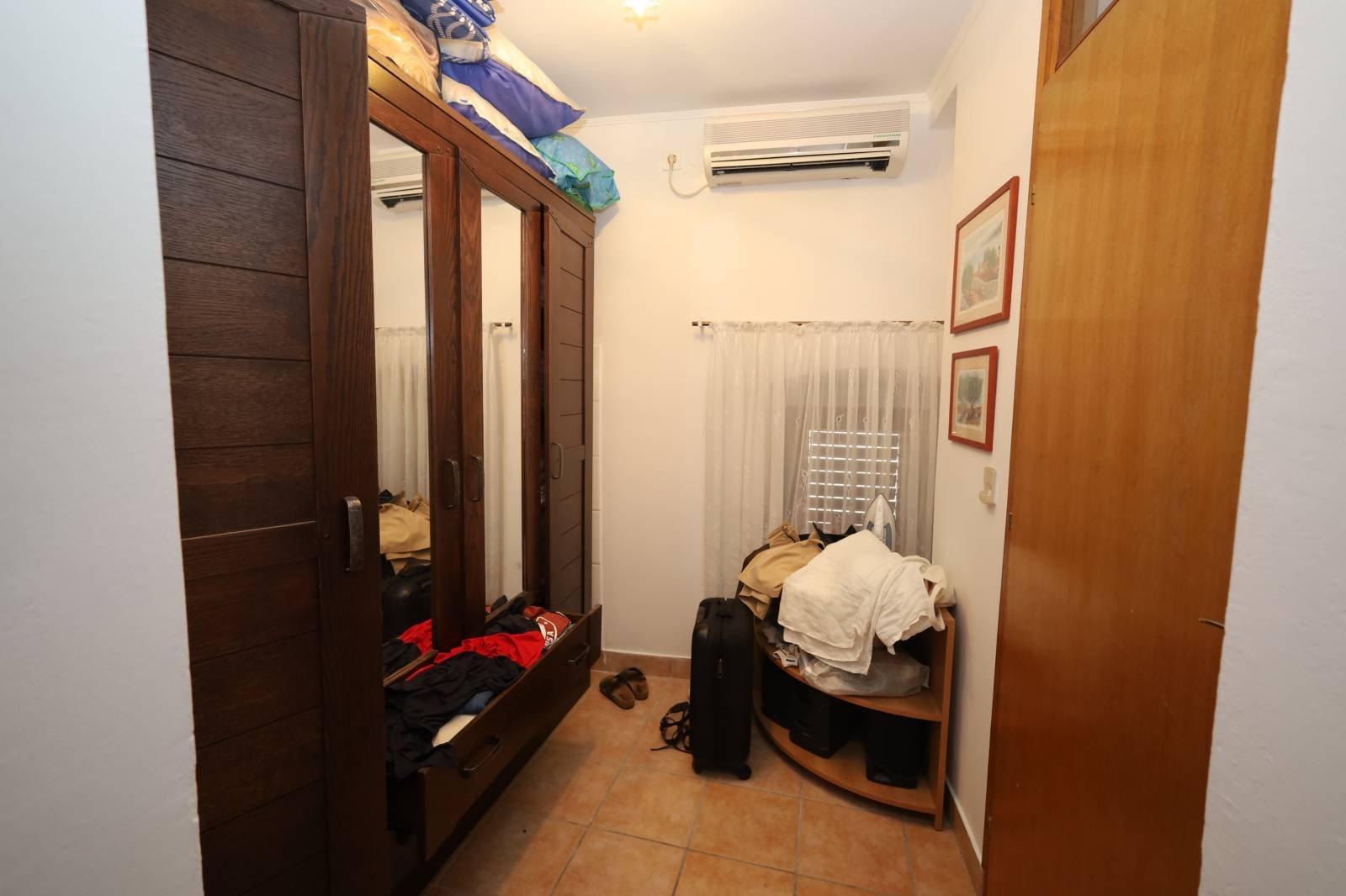 648424 - Villa in Vodice