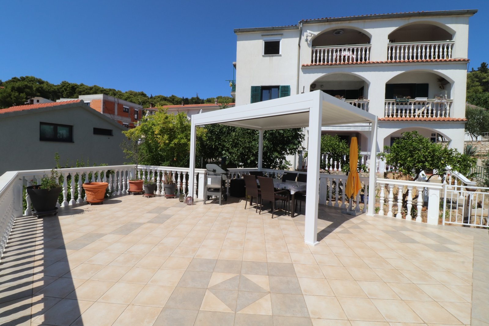 276057 - Wohnung in Tisno