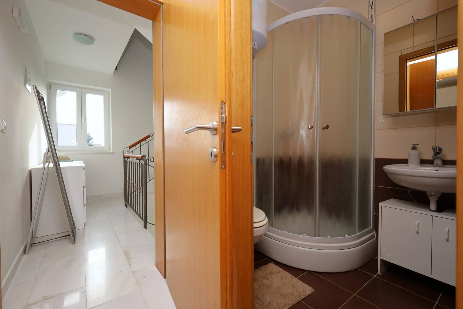 571368 - Villa in Vodice