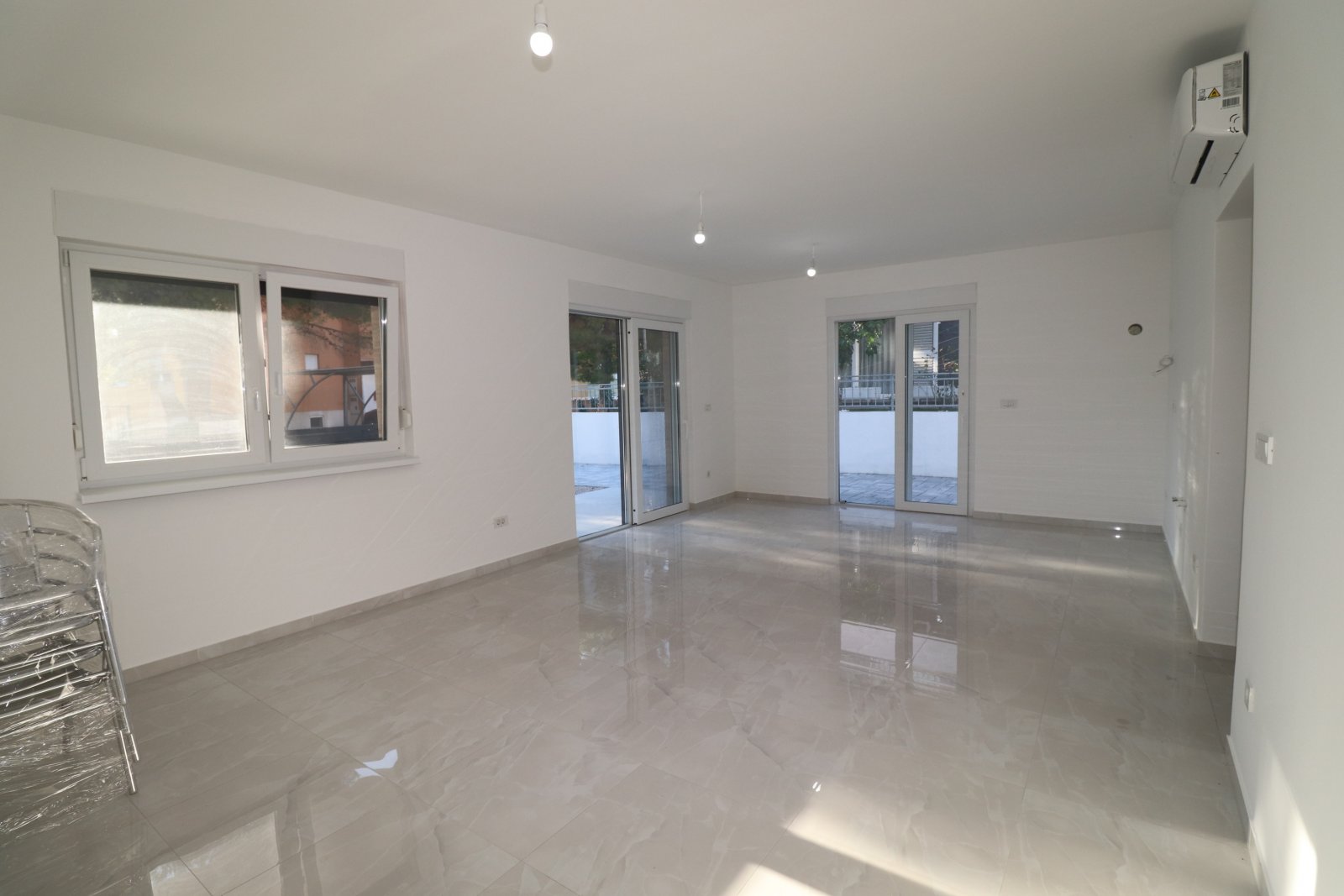 284188 - Villa in Vodice