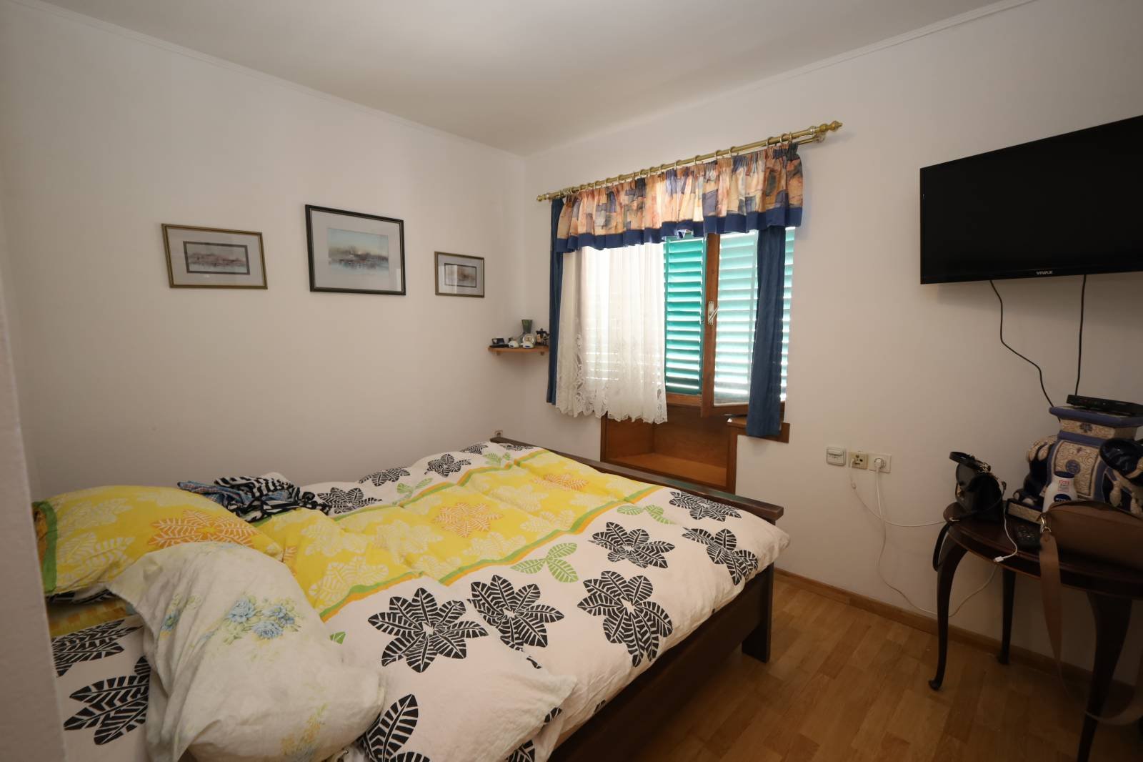 648424 - Villa in Vodice