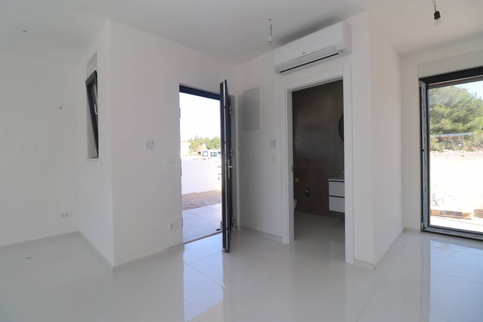 520542 - Villa in Vodice