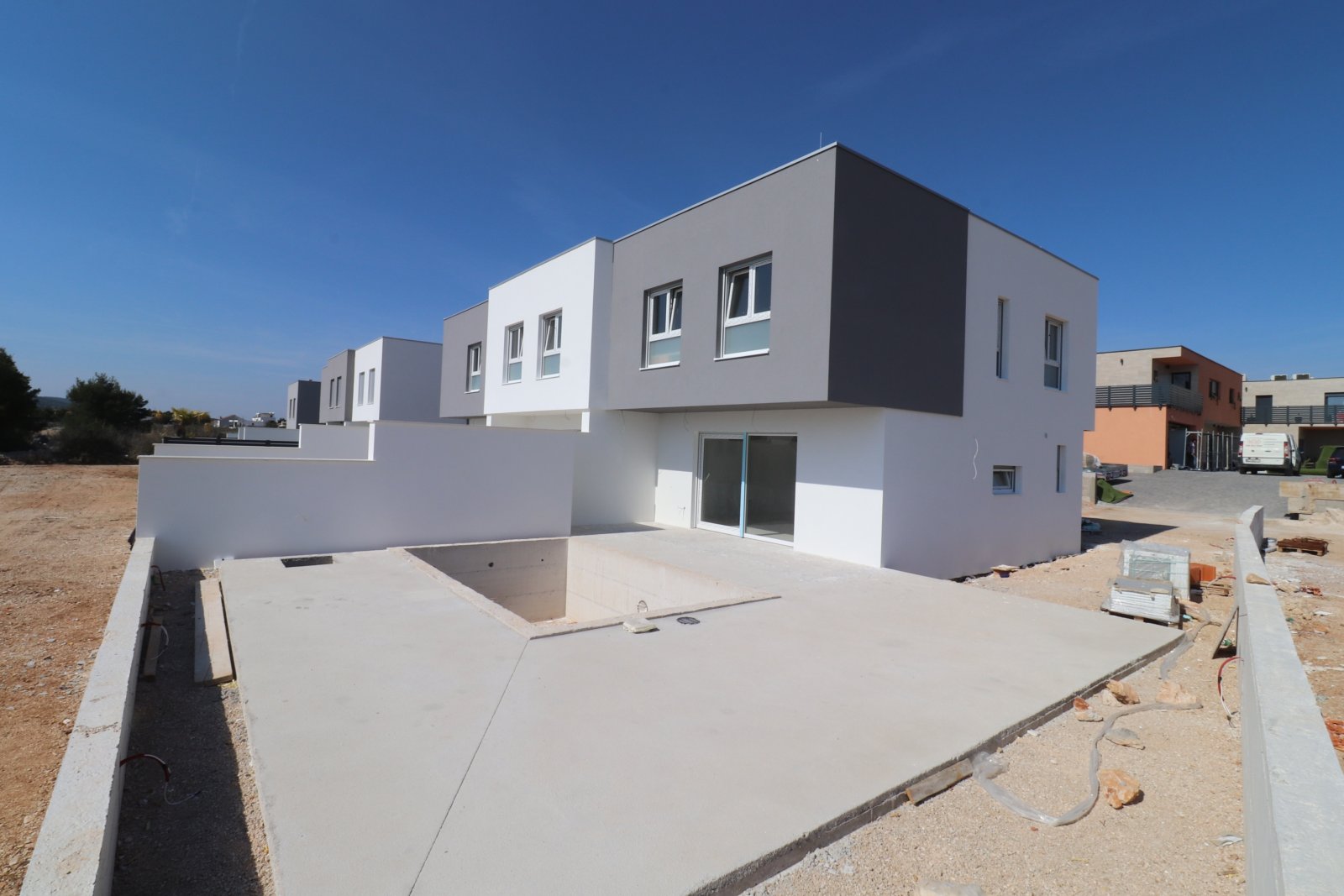 280990 - Villa in Vodice