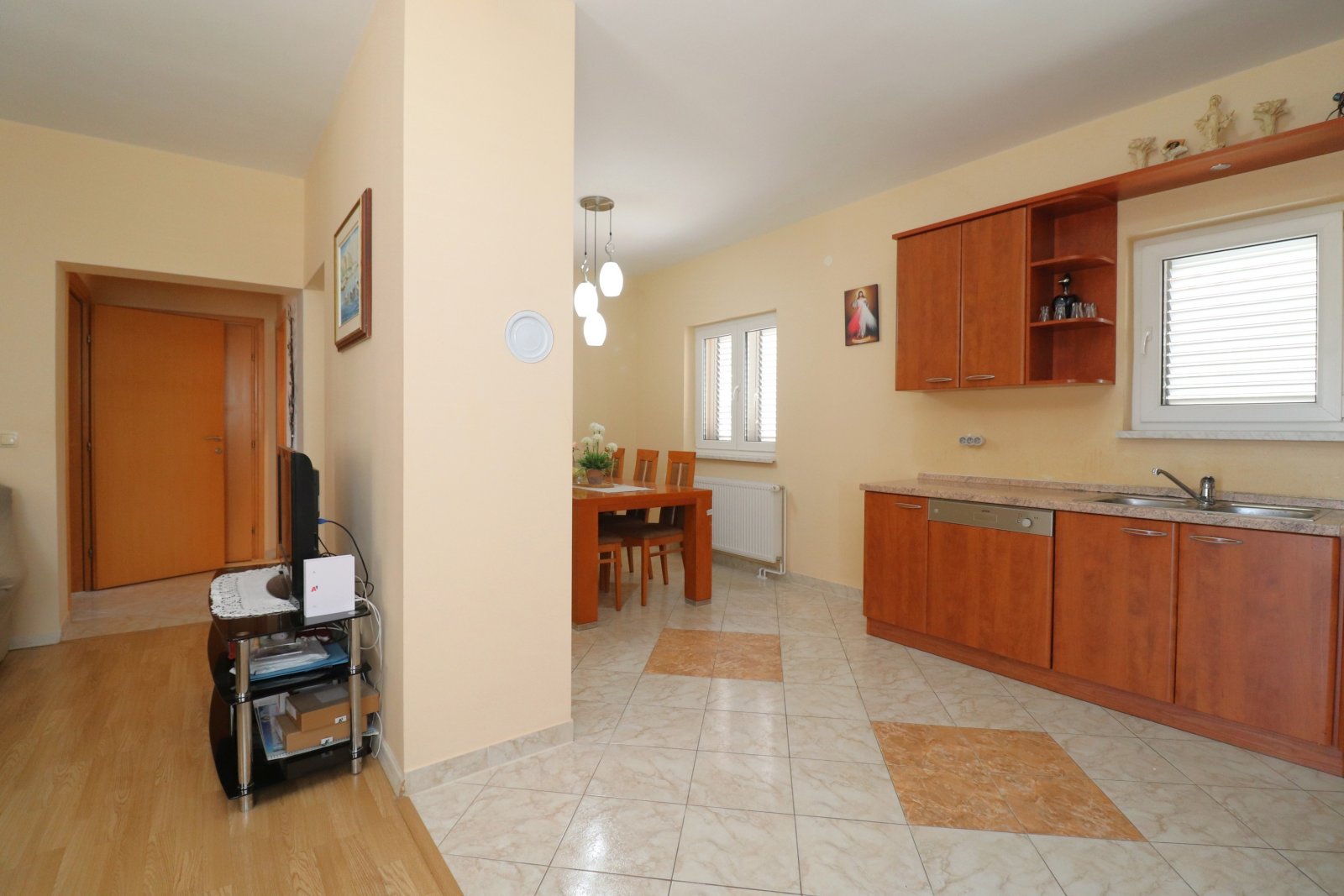 304584 - Villa in Vodice