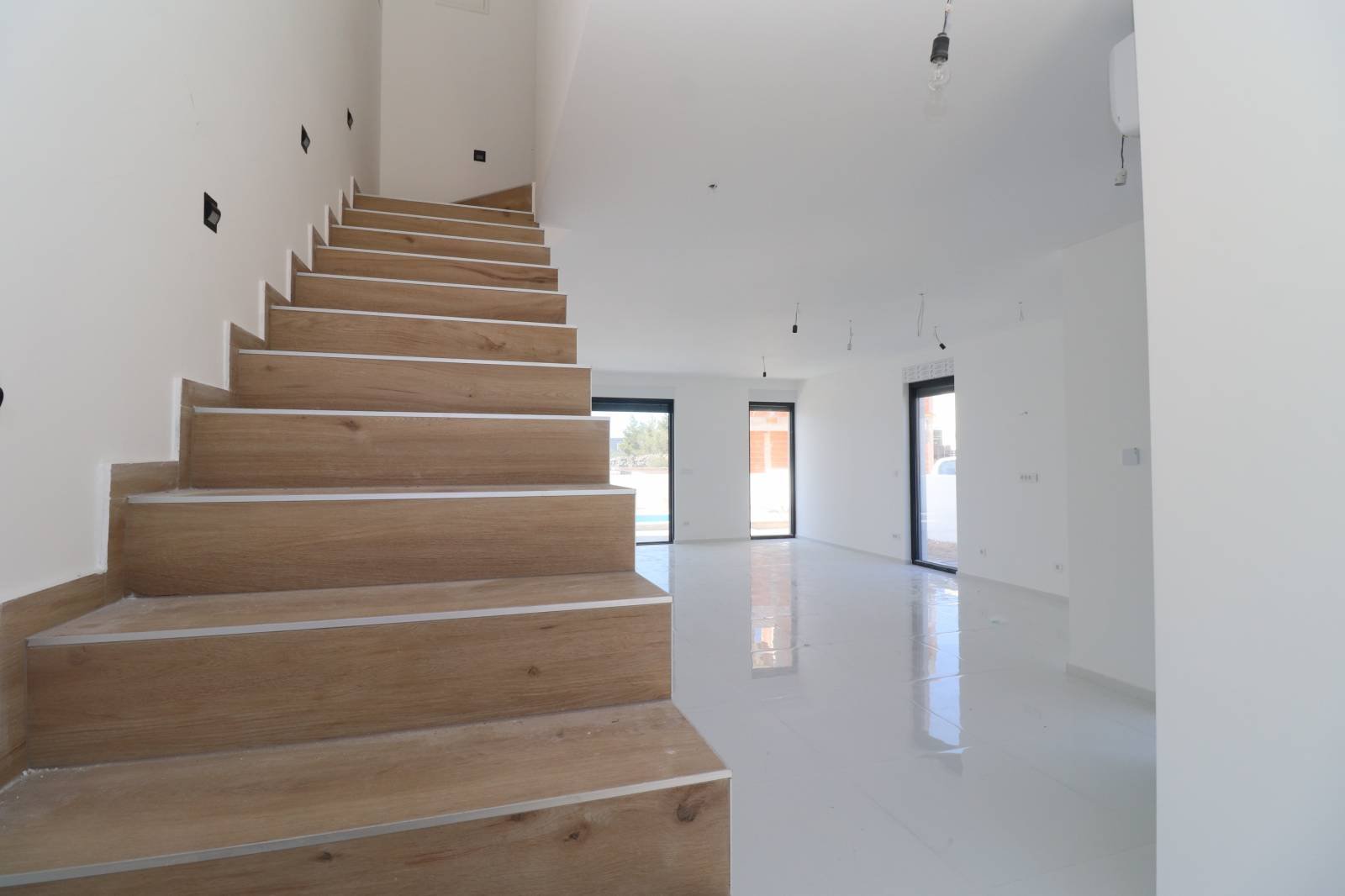 520542 - Villa in Vodice