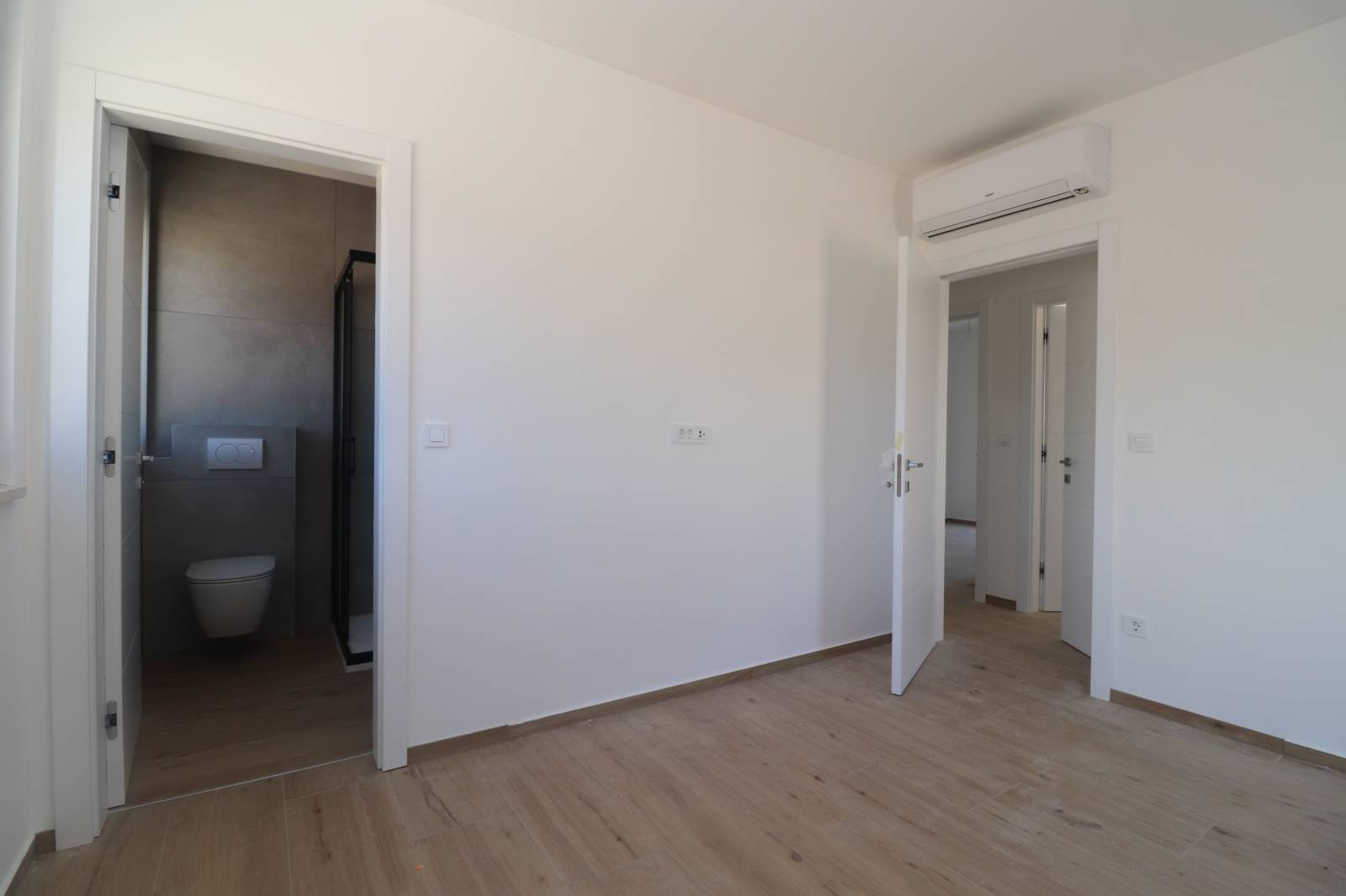 520542 - Villa in Vodice