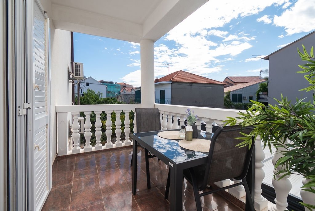 288587 - Villa in Vodice