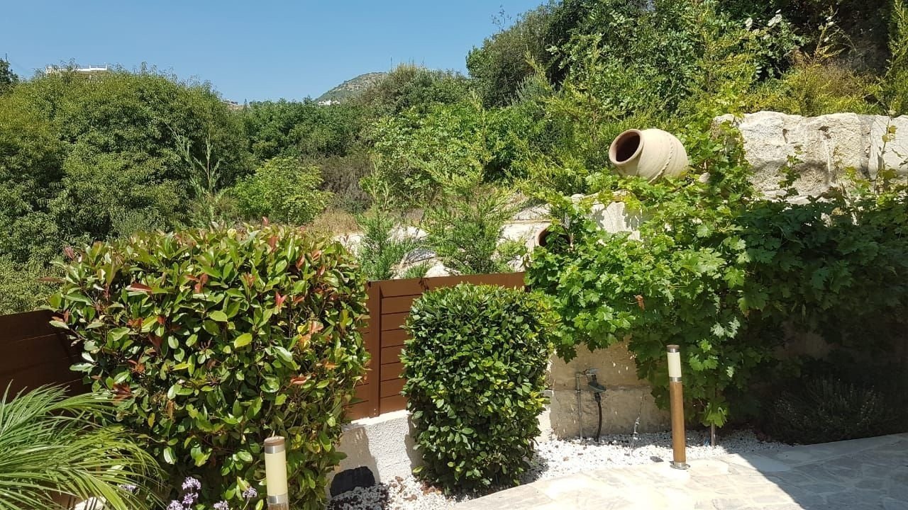 2 Storey 3 Bedrooms 3 bathtoom beautiful Villa with private swimming pool 7x3,5, fully furnished and equipped,
heated floors, barbeque ares, giverex